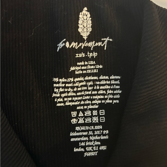 Free People black ribbed crop top size xs/s - Picture 3 of 3